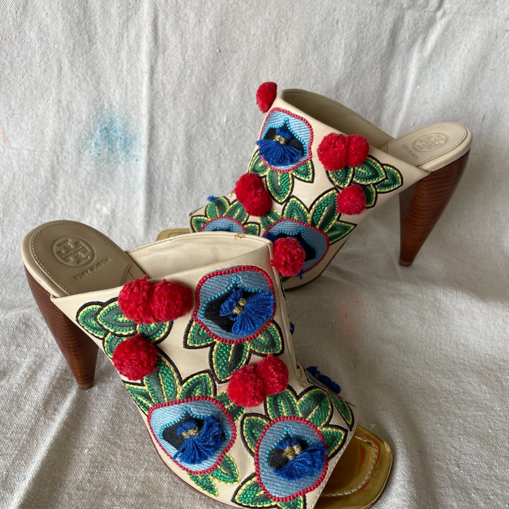 Tory Burch Multicolor Embroidered Leather Ellis Peep Toe Mules - Size 10